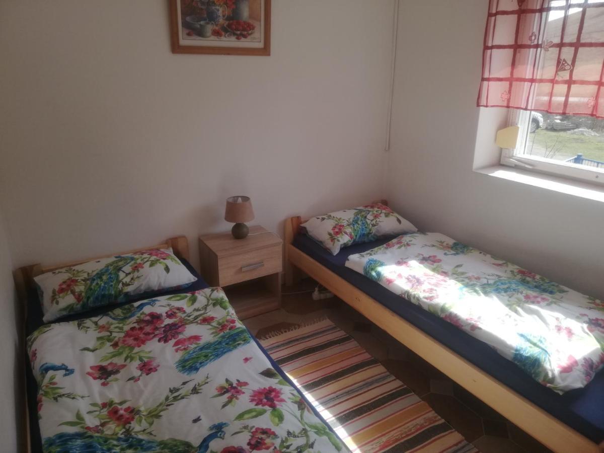 Villa Strakov Lúčky Eksteriør bilde