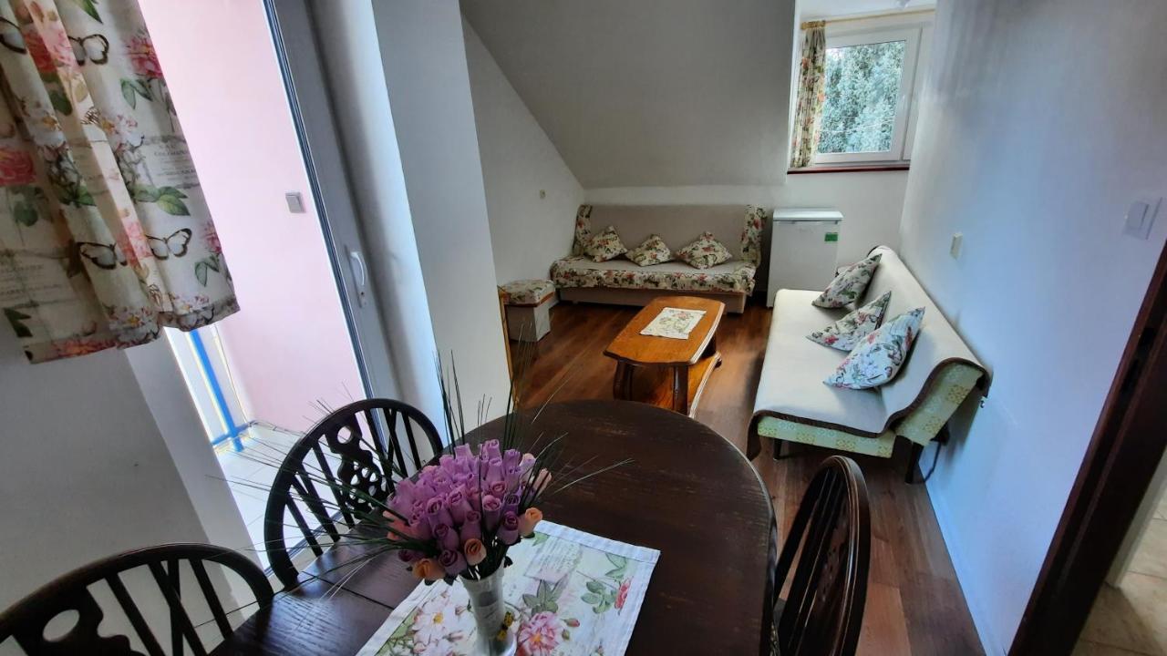 Villa Strakov Lúčky Eksteriør bilde